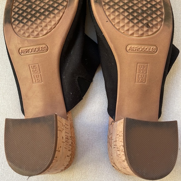 Aerosols slip on cork wedge - Picture 3 of 6